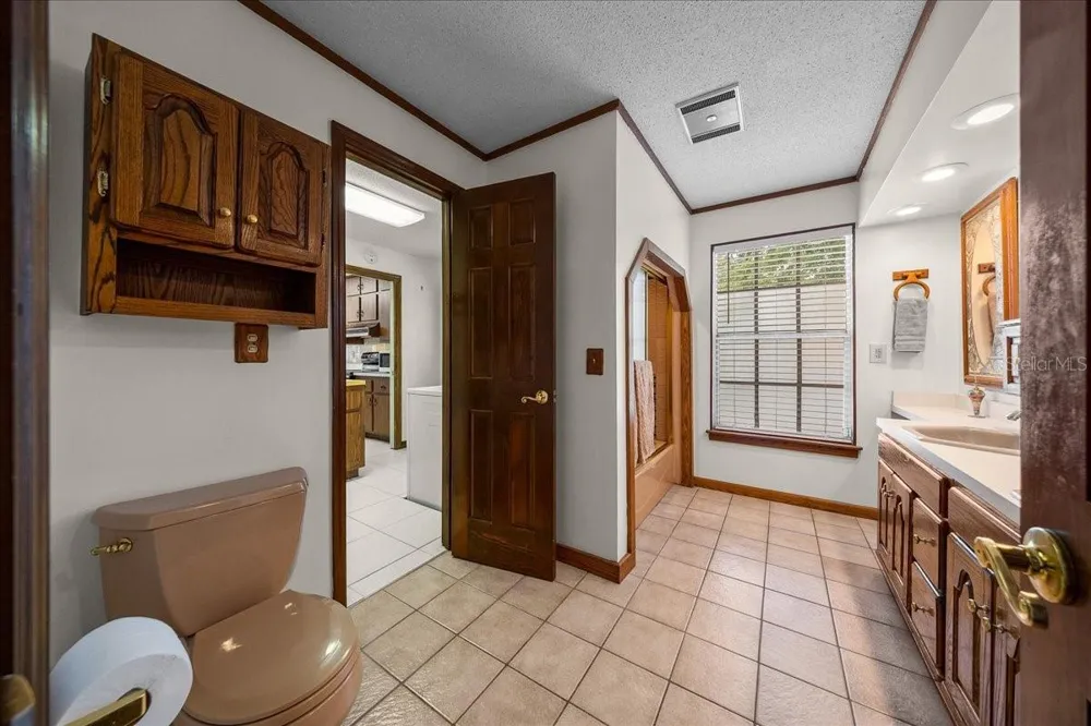 2300 SE 38TH COURT ocala, FL 34471