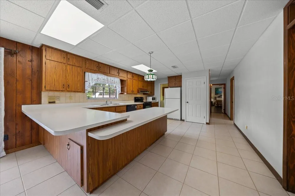 2300 SE 38TH COURT ocala, FL 34471