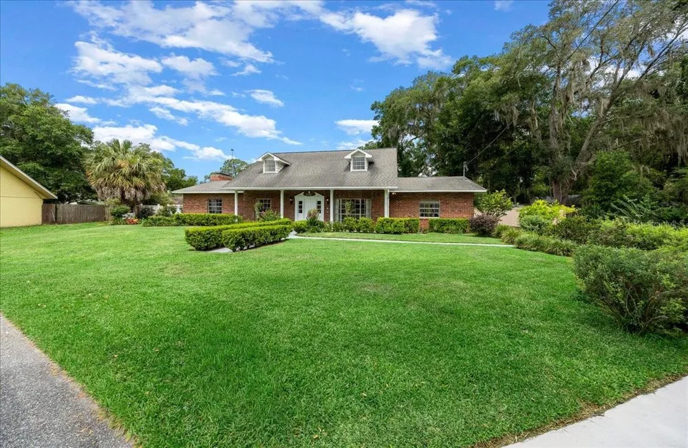 2300 SE 38TH COURT ocala, FL 34471