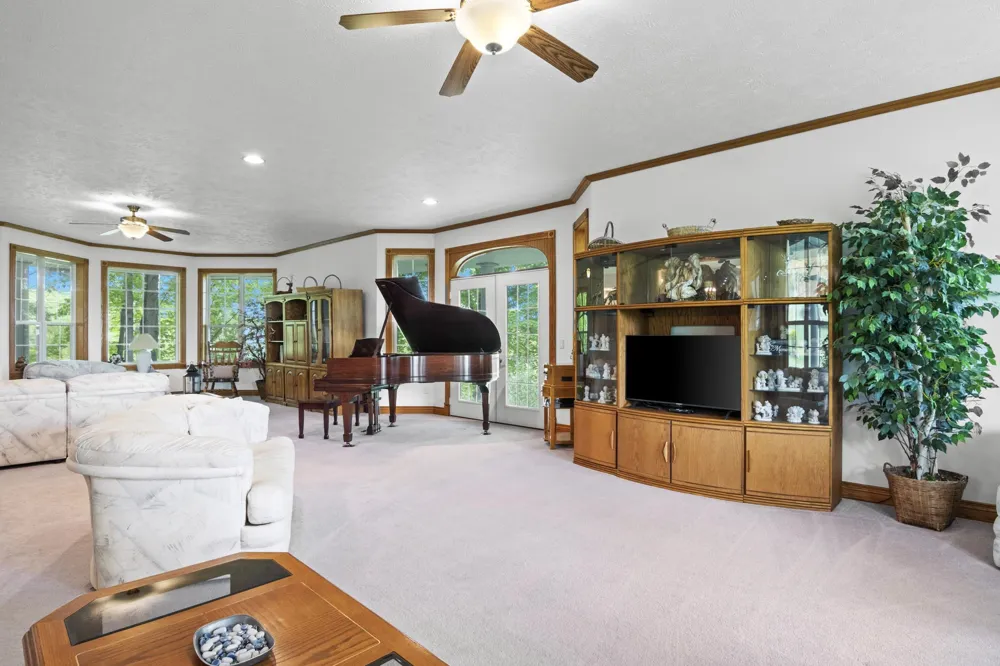 8401 S Sullivan Road Kasson Township, MI 49621