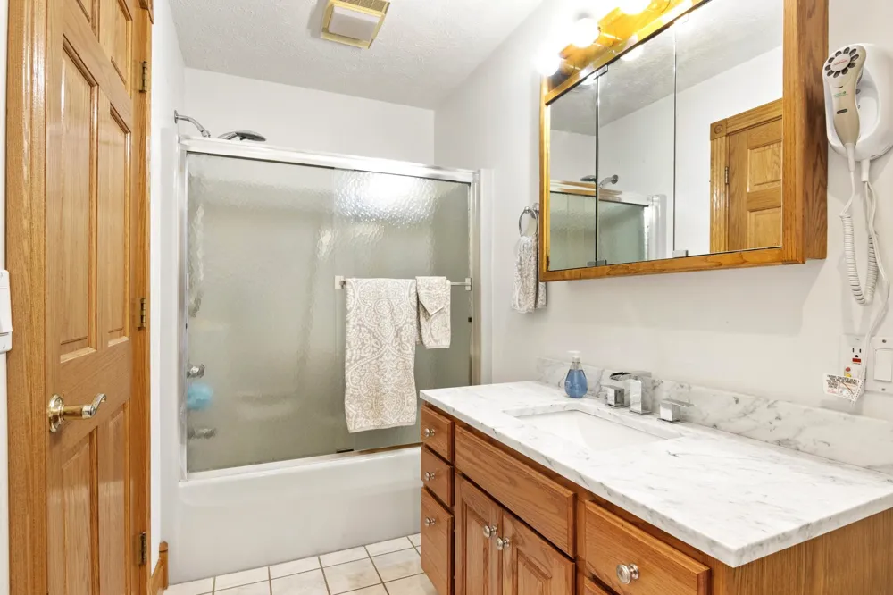 8401 S Sullivan Road Kasson Township, MI 49621