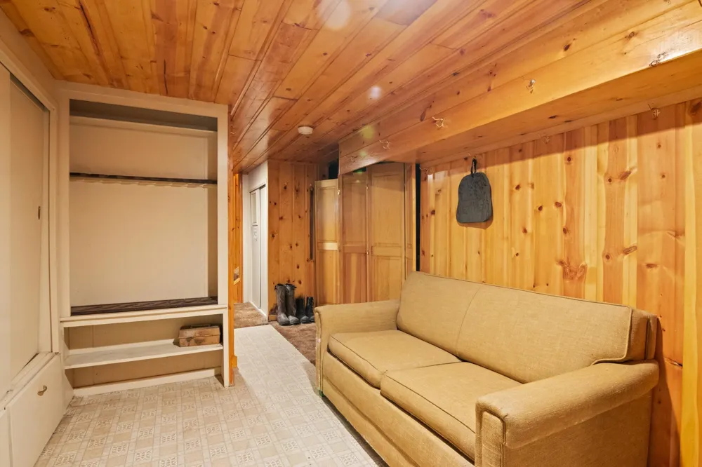 8401 S Sullivan Road Kasson Township, MI 49621