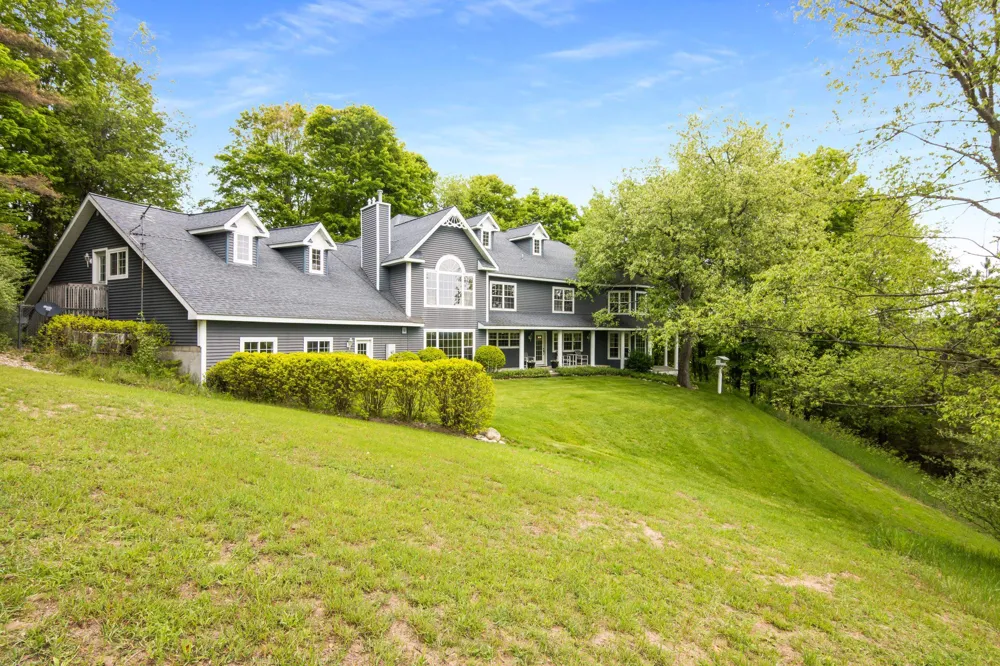8401 S Sullivan Road Kasson Township, MI 49621