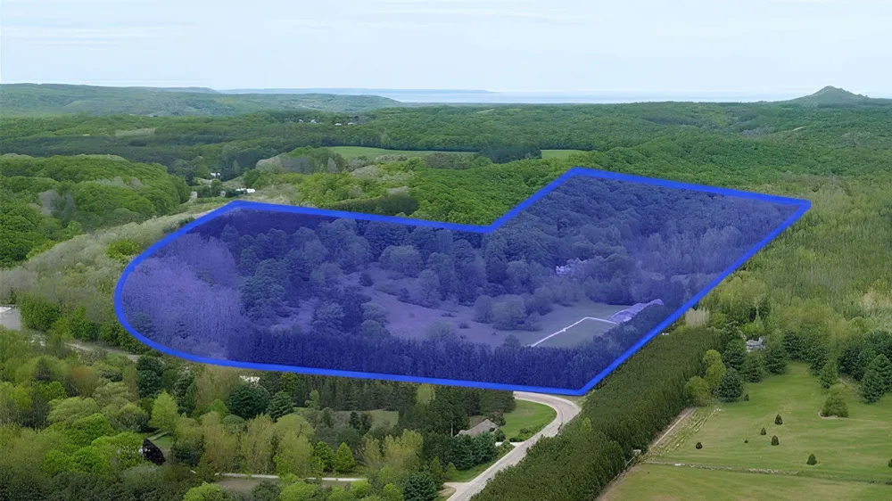 8401 S Sullivan Road Kasson Township, MI 49621