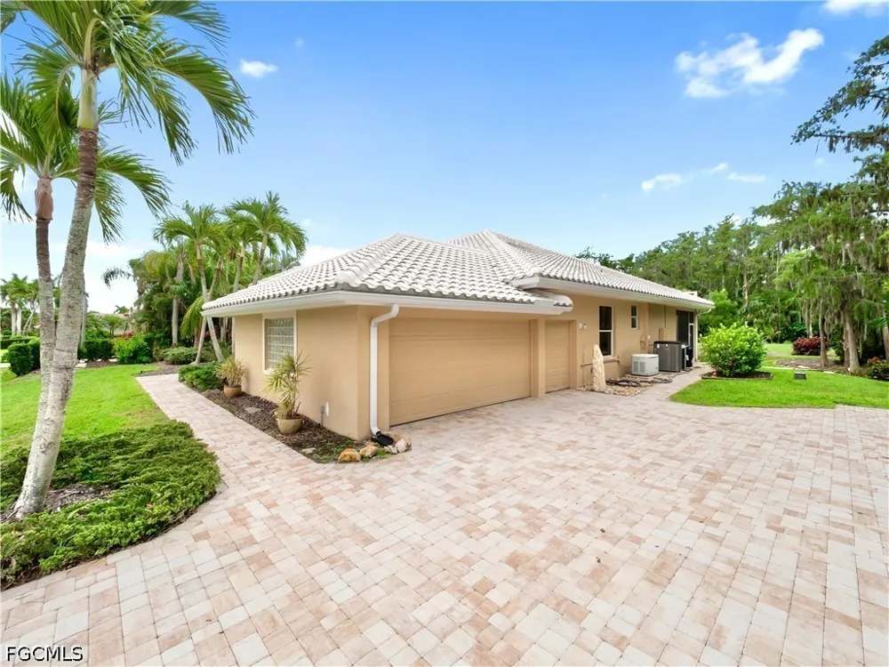 Glenfinnan Circle Fort Myers, FL 33912