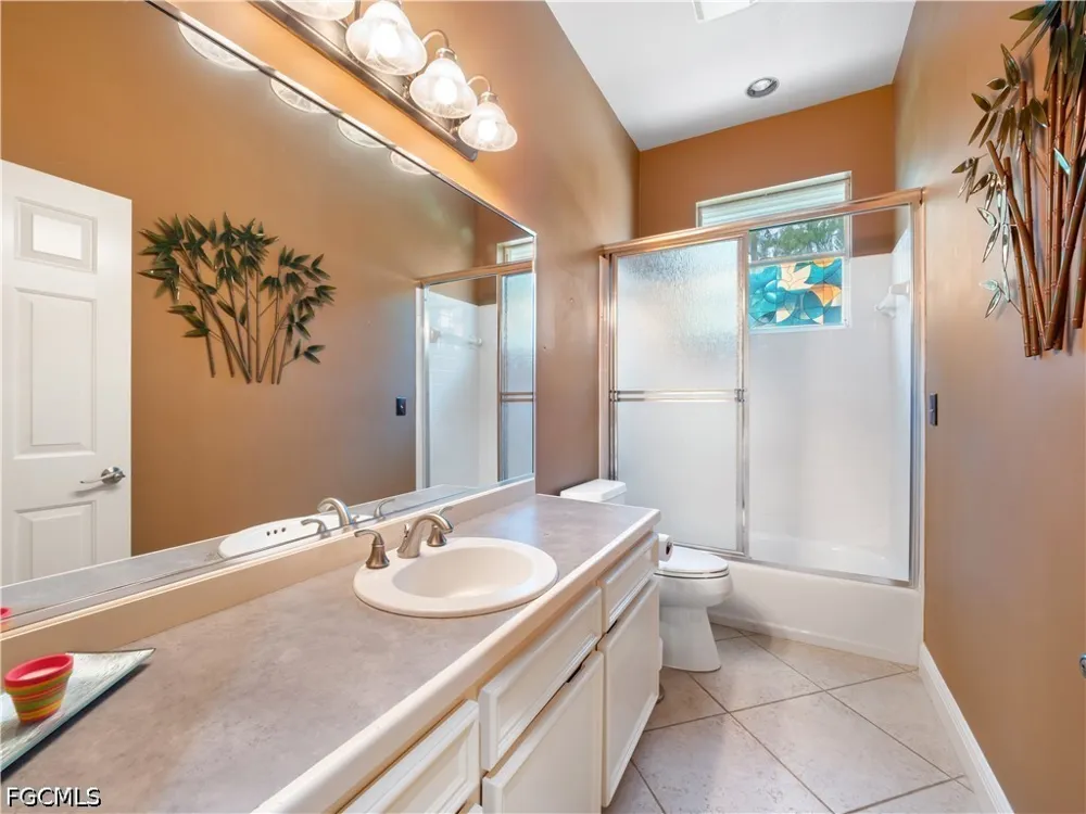 Glenfinnan Circle Fort Myers, FL 33912