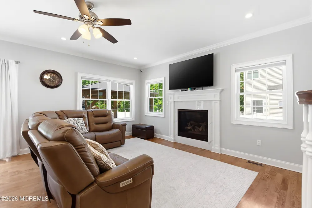 223 Tinton Avenue Eatontown, NJ 07724