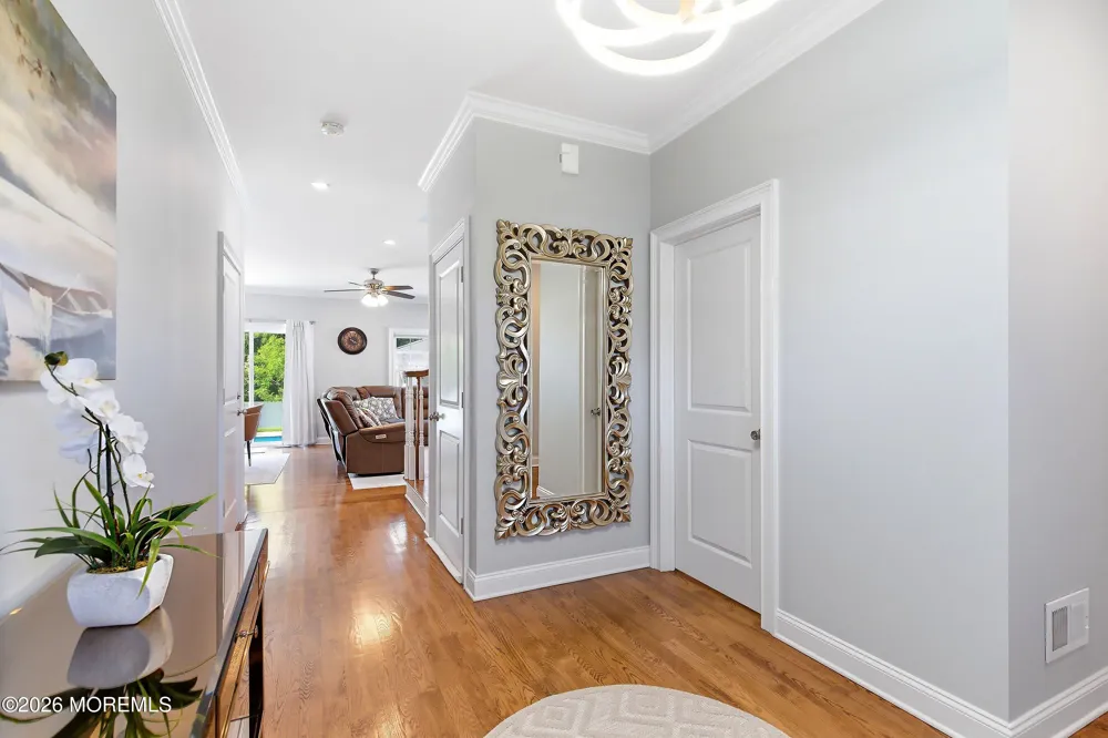 223 Tinton Avenue Eatontown, NJ 07724