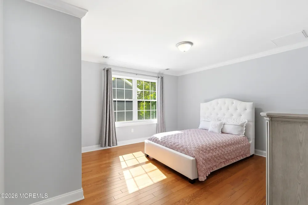 223 Tinton Avenue Eatontown, NJ 07724