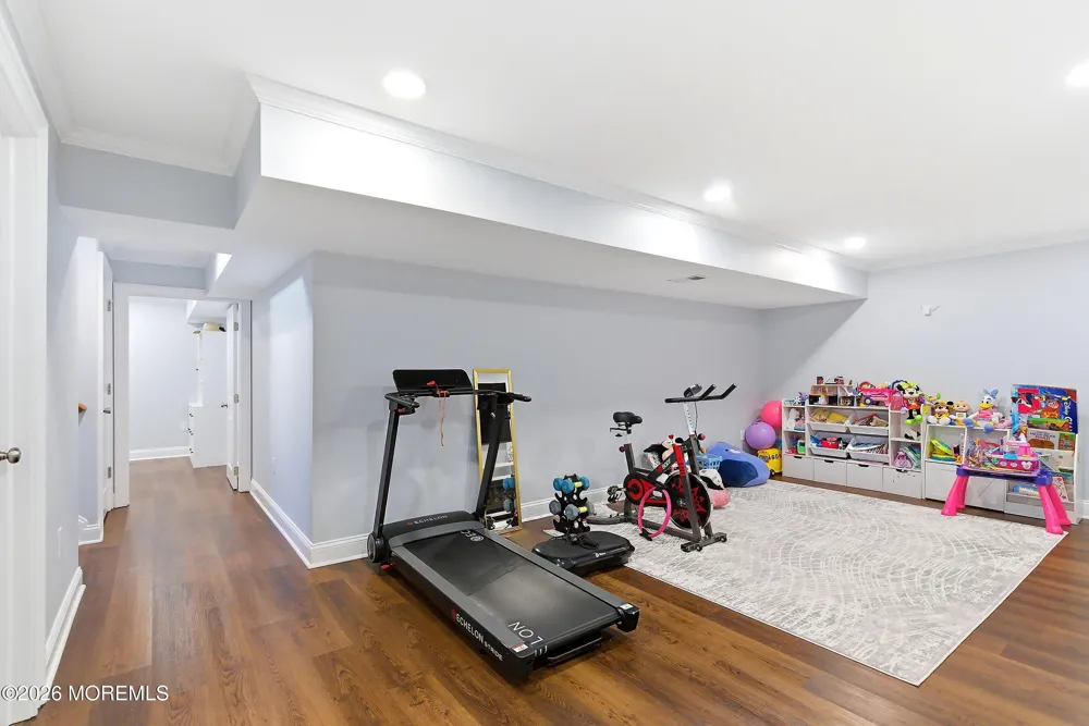223 Tinton Avenue Eatontown, NJ 07724