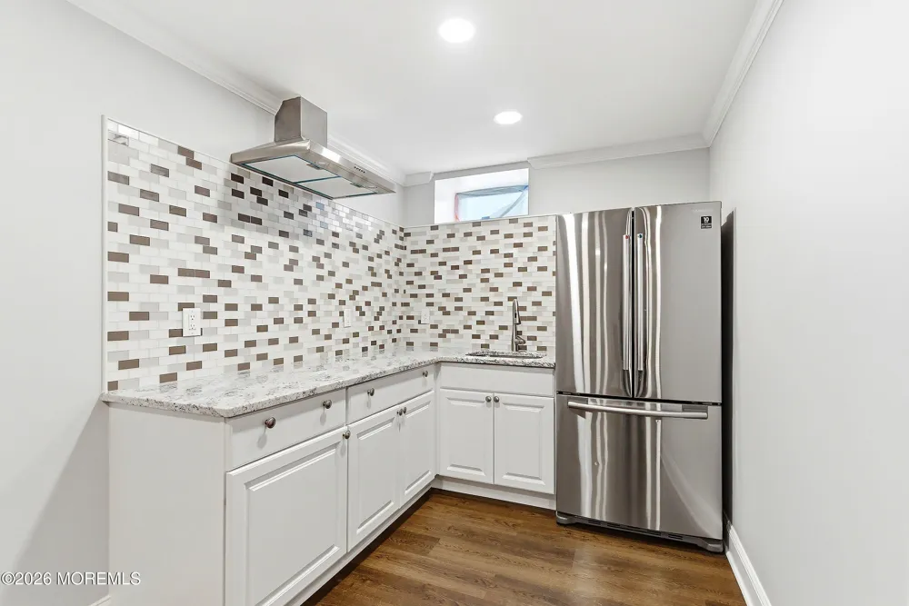 223 Tinton Avenue Eatontown, NJ 07724