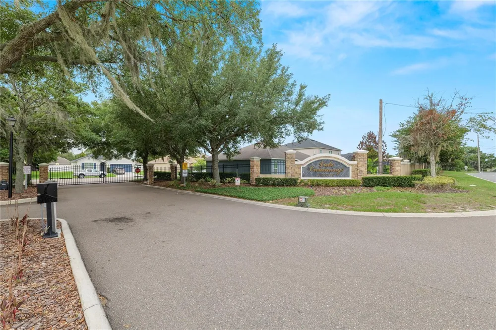 863 LAKE CUMMINGS BOULEVARD Lake Alfred, FL 33850