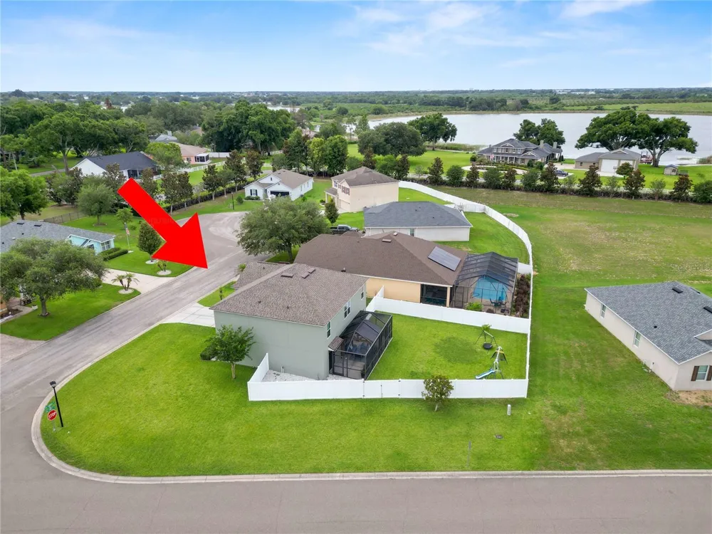863 LAKE CUMMINGS BOULEVARD Lake Alfred, FL 33850