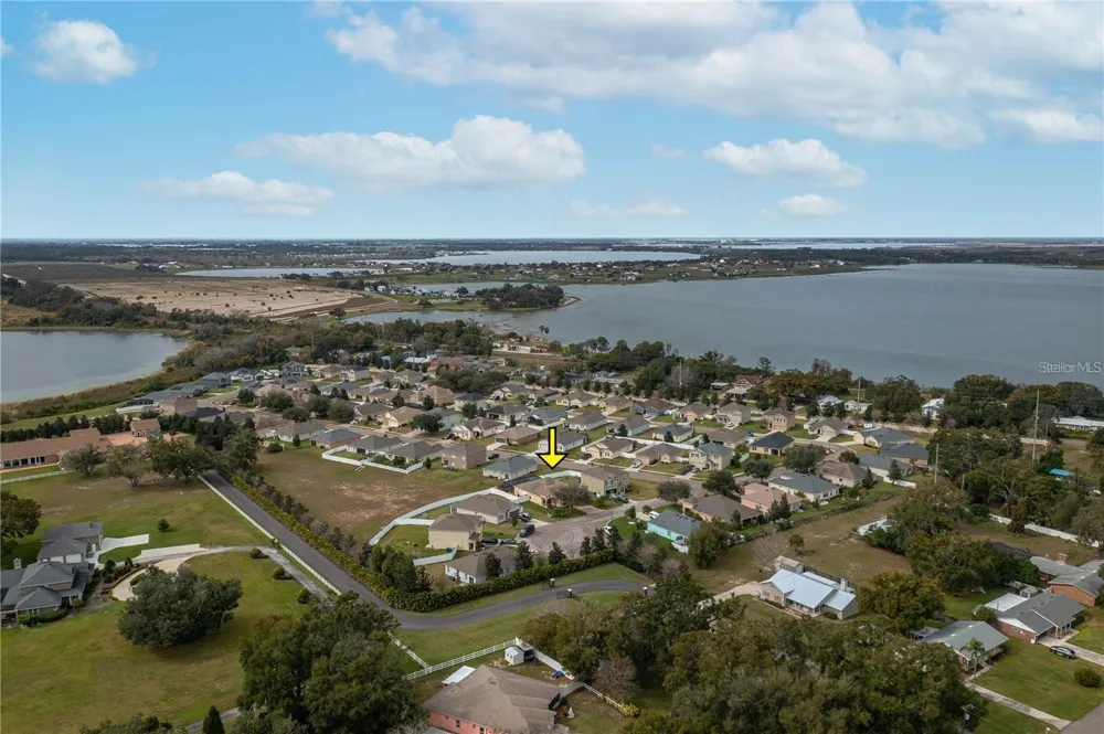 863 LAKE CUMMINGS BOULEVARD Lake Alfred, FL 33850