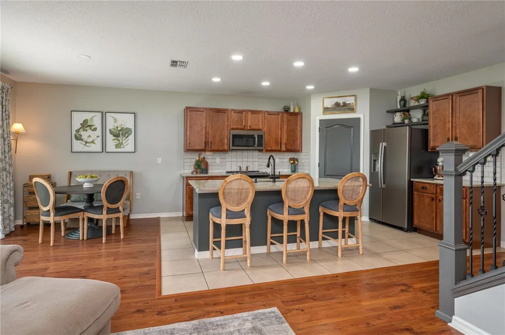 863 LAKE CUMMINGS BOULEVARD Lake Alfred, FL 33850