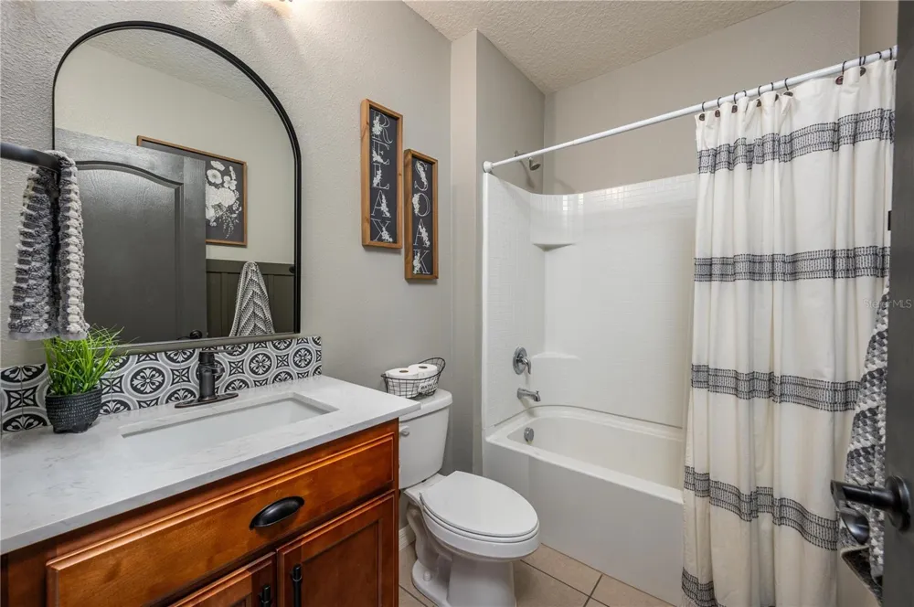 863 LAKE CUMMINGS BOULEVARD Lake Alfred, FL 33850