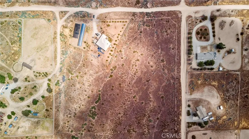 5445 Snow Line Phelan, CA 92371