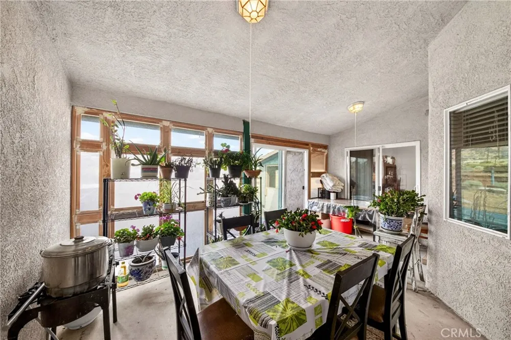5445 Snow Line Phelan, CA 92371
