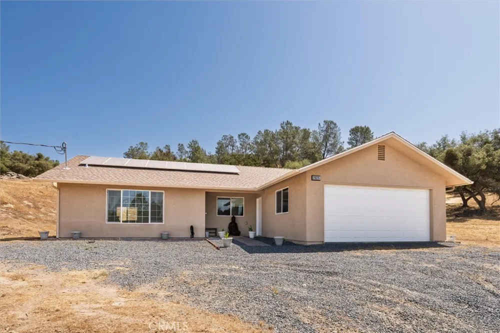 29215 Yosemite Springs Coarsegold, CA 93614