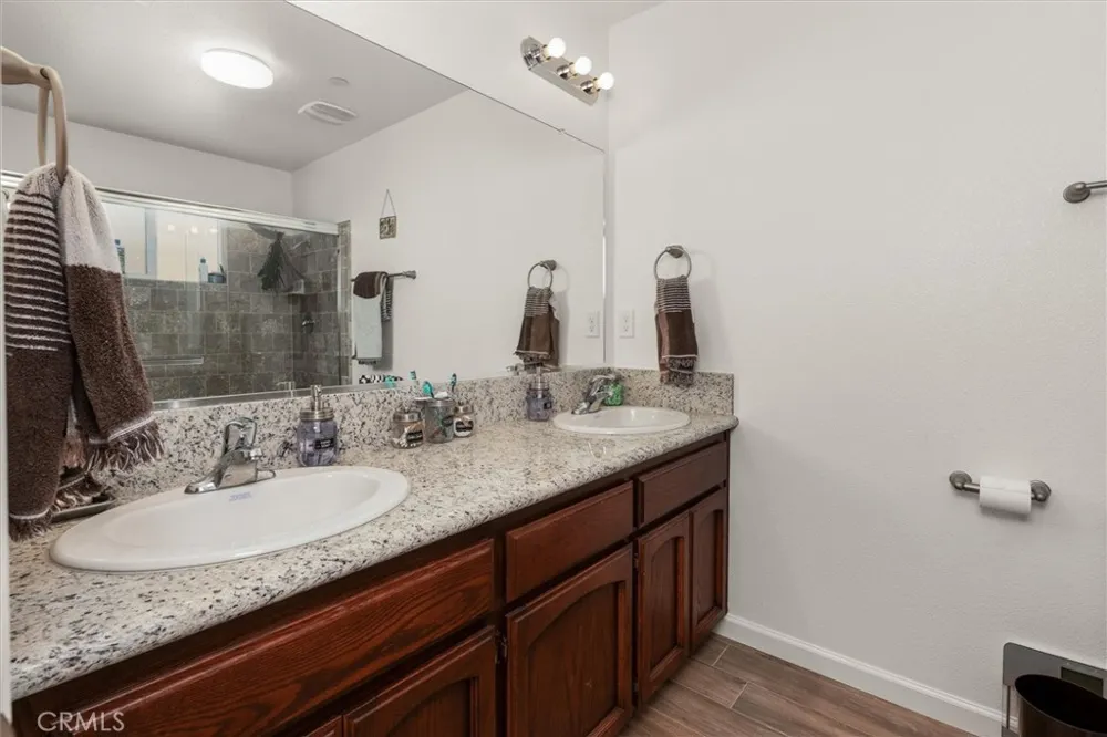 29215 Yosemite Springs Coarsegold, CA 93614