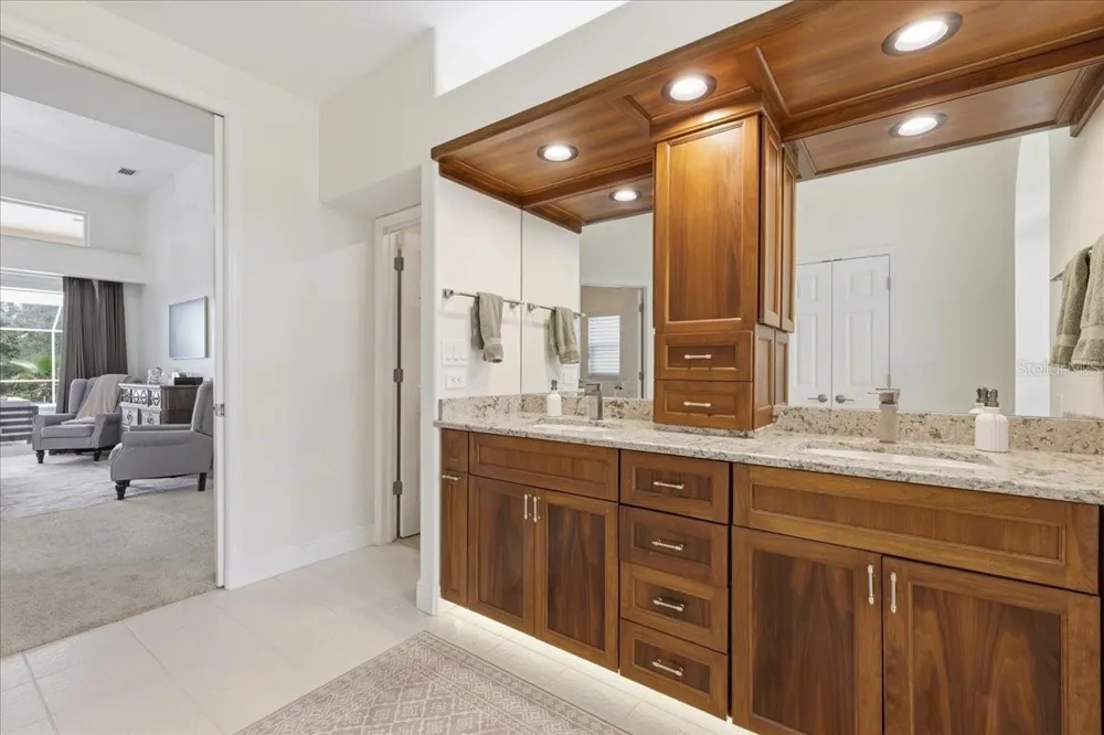 9161 SOUTHERN COMFORT COURT Weeki Wachee, FL 34613