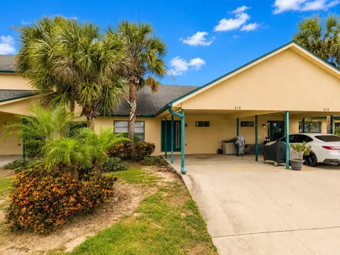 616 YARDARM DRIVE #8
