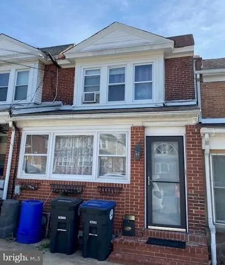 121 W 6TH AVENUE