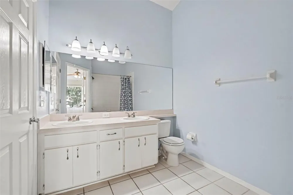 12369 BERKELEY SQUARE DRIVE Tampa, FL 33626