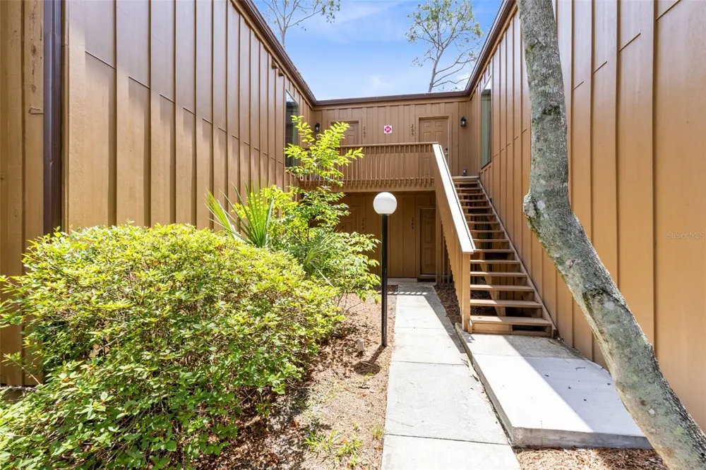 267 CROWN OAKS WAY #267 Longwood, FL 32779