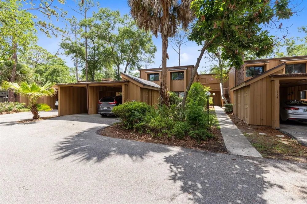 267 CROWN OAKS WAY #267 Longwood, FL 32779