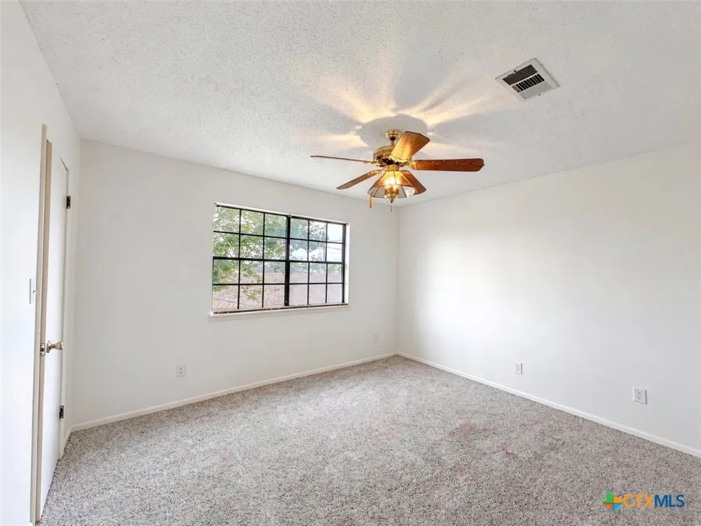 104 Maplewood Drive #A Victoria, TX 77901