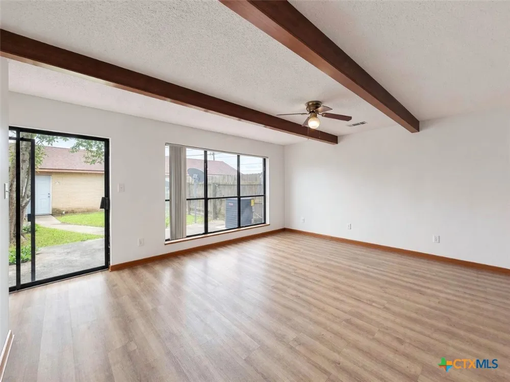 104 Maplewood Drive #A Victoria, TX 77901