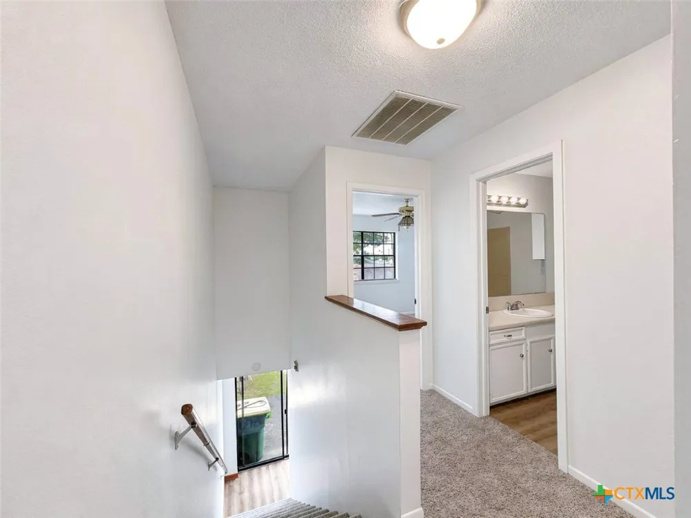 104 Maplewood Drive #A Victoria, TX 77901