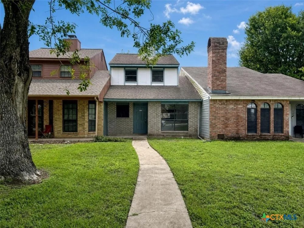 104 Maplewood Drive #A Victoria, TX 77901