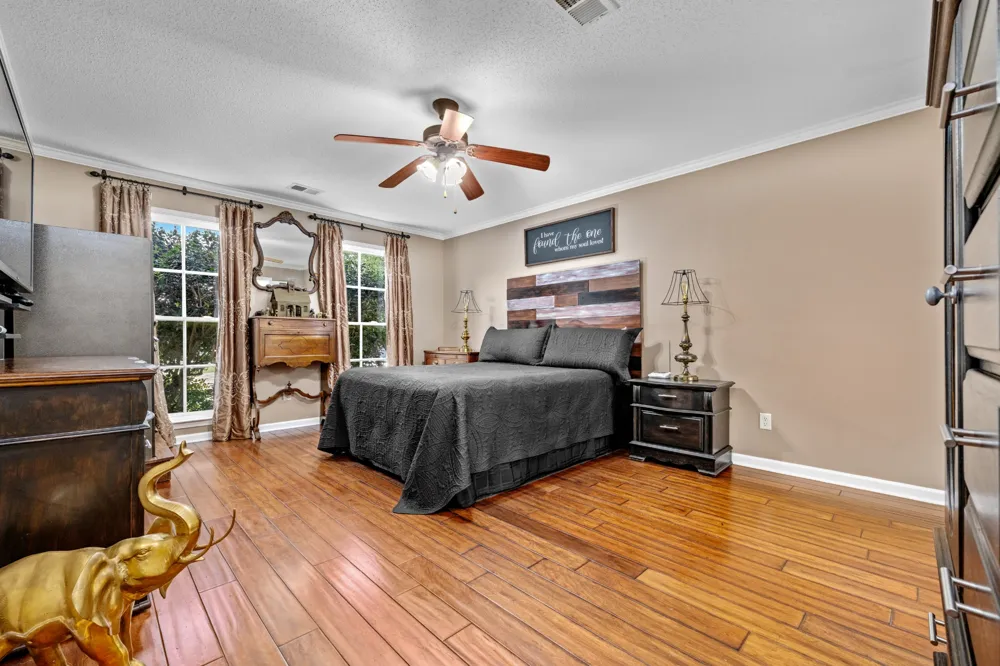 1037 Burslem Cv Cordova, TN 38018