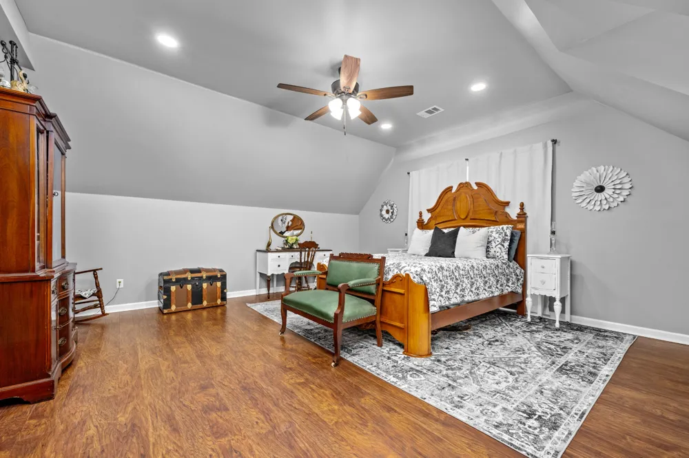 1037 Burslem Cv Cordova, TN 38018