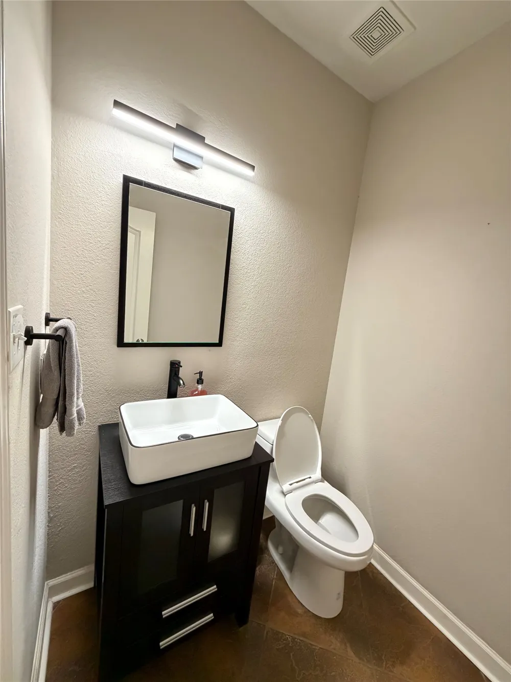 3200 Burks Lane Austin, TX 78732