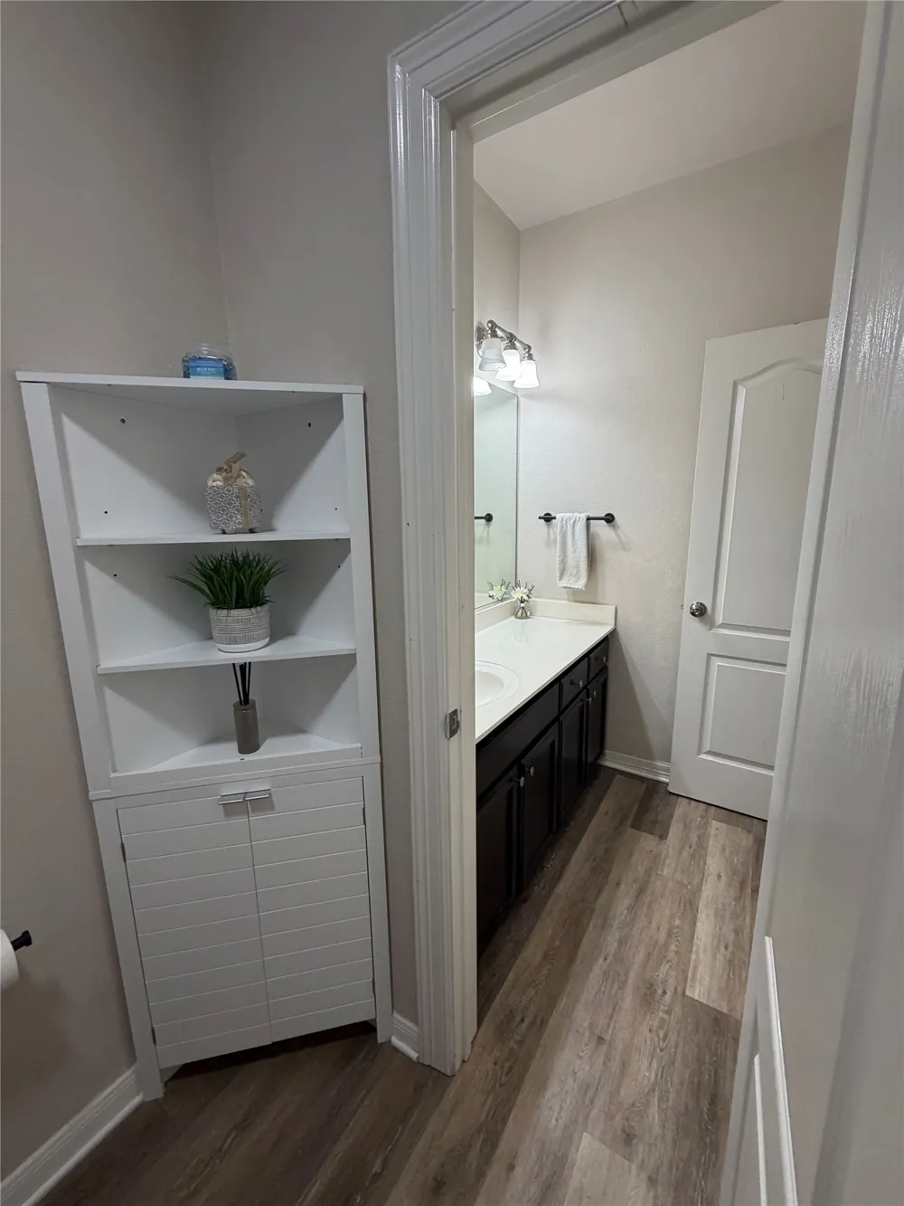 3200 Burks Lane Austin, TX 78732