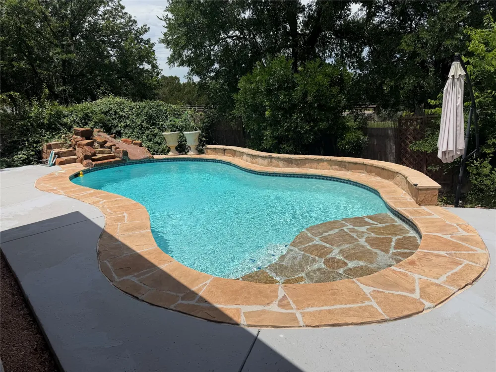 3200 Burks Lane Austin, TX 78732