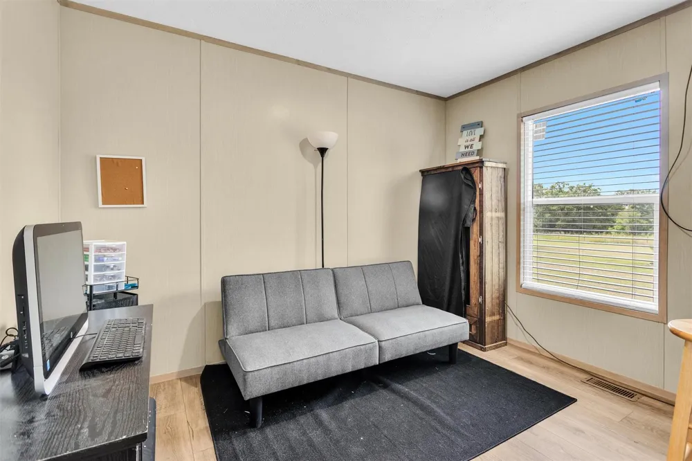 8908 County Road 279 Bedias, TX 77831