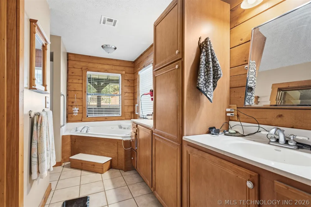 2650 Santa Fe Wilson, OK 73463