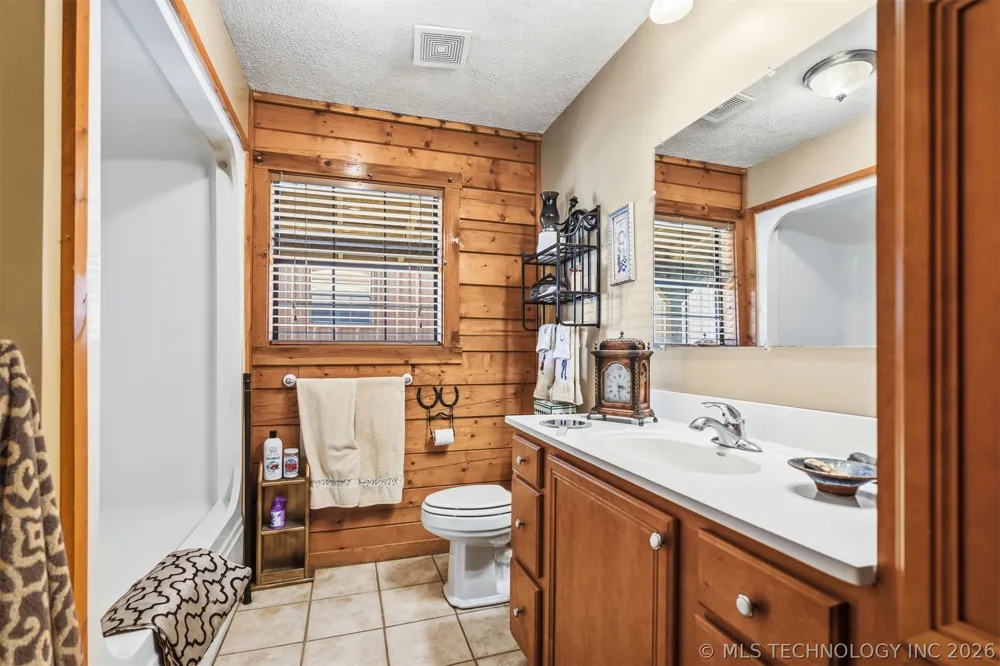2650 Santa Fe Wilson, OK 73463