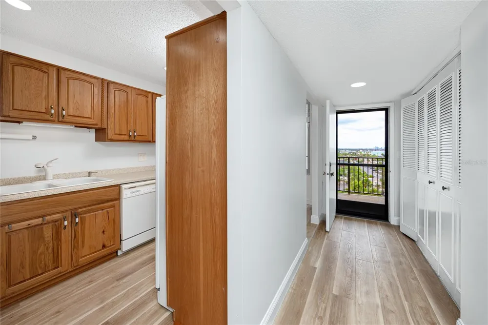 7100 SUNSET WAY #810 St Pete Beach, FL 33706