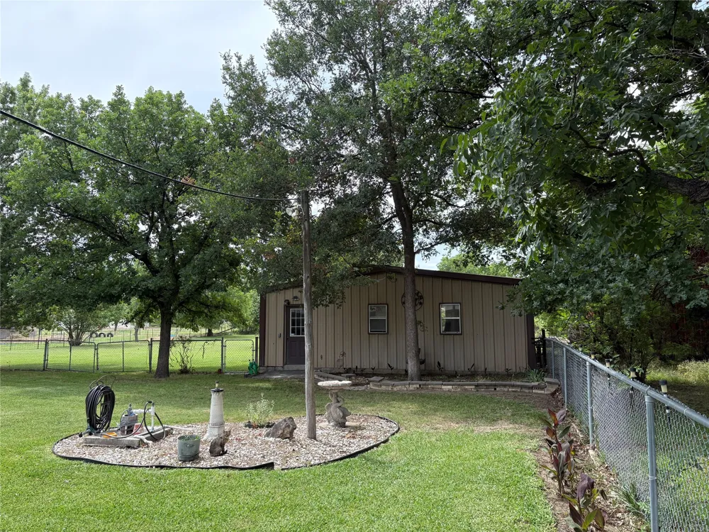 323 S Fisher Street Gorman, TX 76454