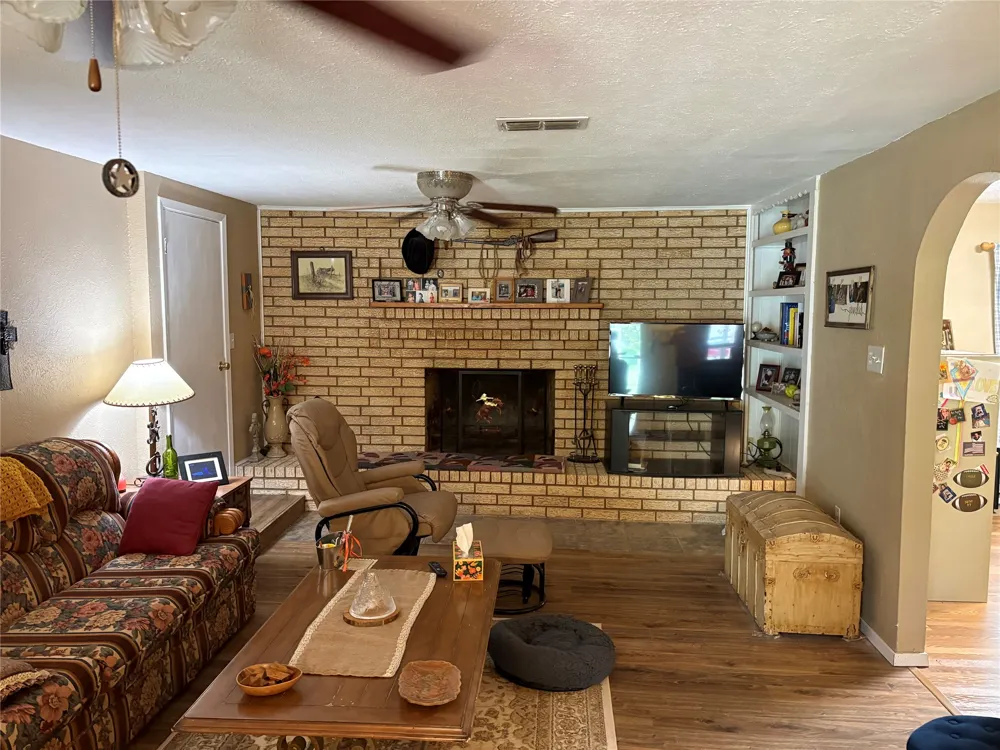 323 S Fisher Street Gorman, TX 76454