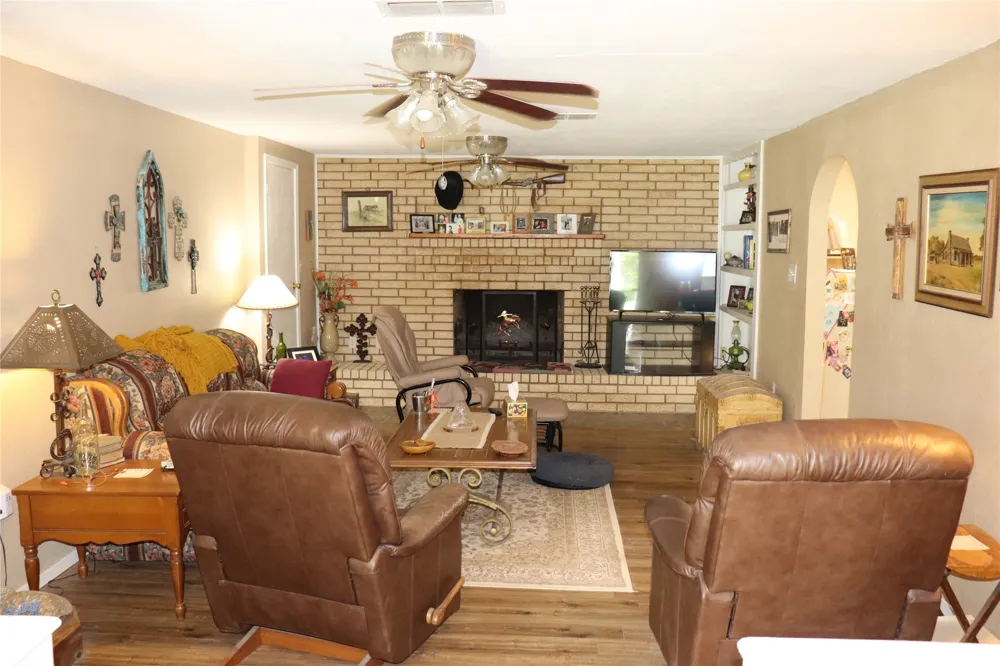 323 S Fisher Street Gorman, TX 76454