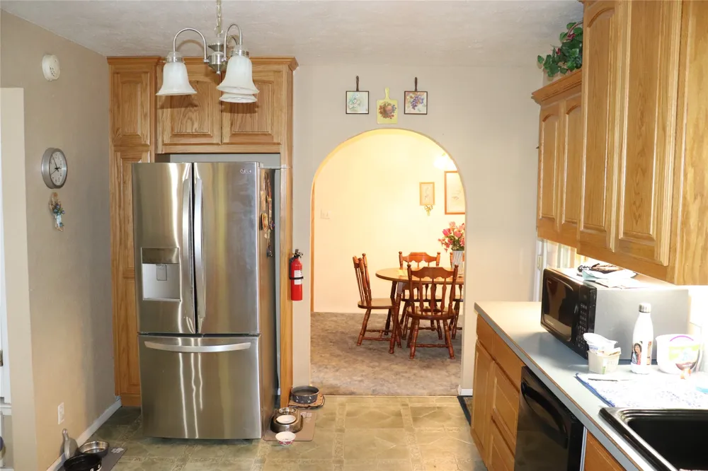 323 S Fisher Street Gorman, TX 76454