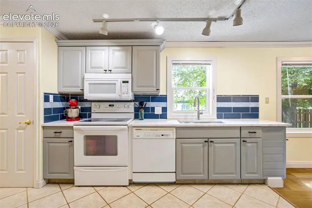 398 F AVENUE Limon, CO 80828
