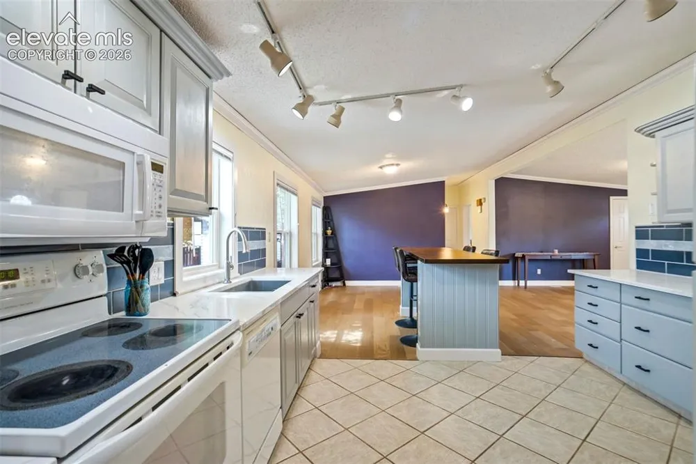 398 F AVENUE Limon, CO 80828