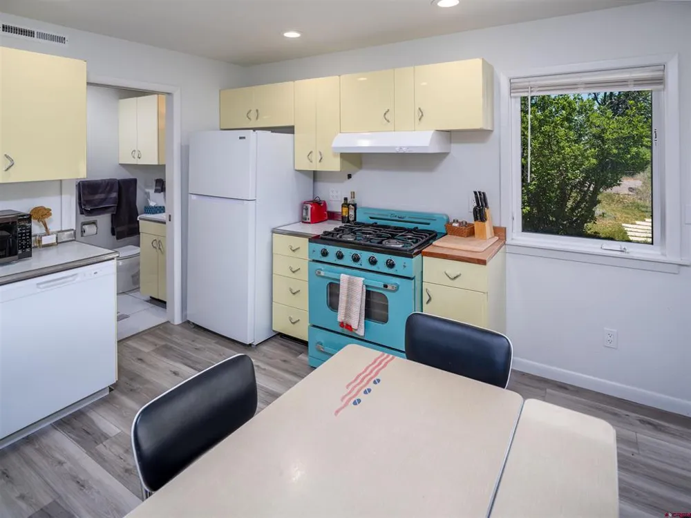 49 E Driscoll Street Cortez, CO 81321